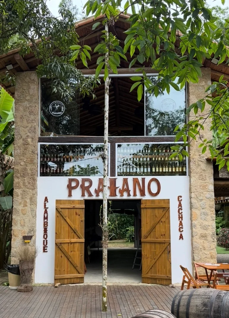 Praia do Bare - Alambique Praiano — Paraty, RJ (5 de 6)